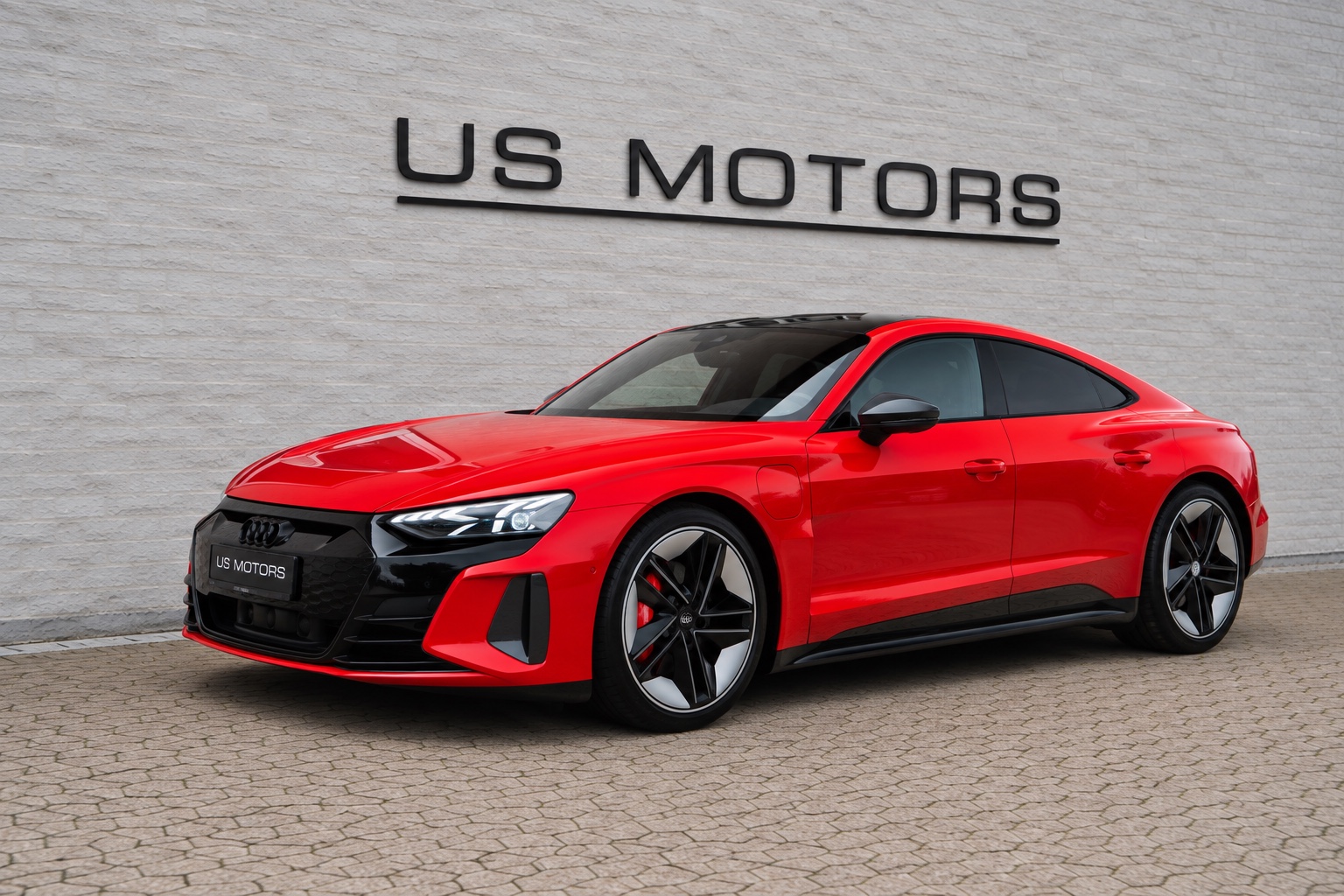 Audi RS e-tron GT quattro 4d