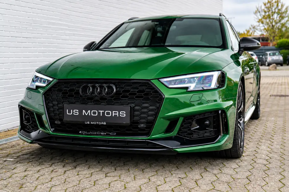 Audi RS4 2,9 TFSi Avant quattro Tiptr. 5d · 2