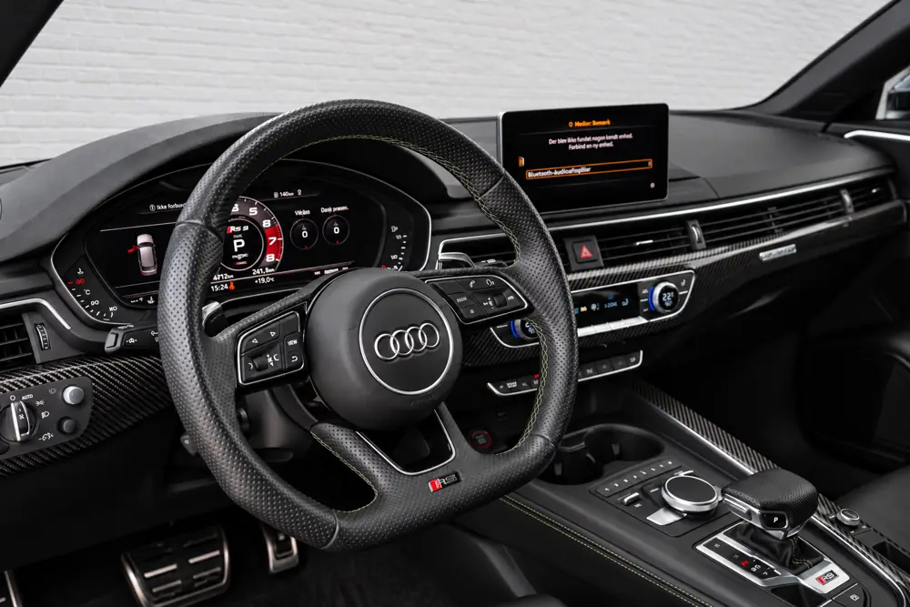 Audi RS4 2,9 TFSi Avant quattro Tiptr. 5d · 9