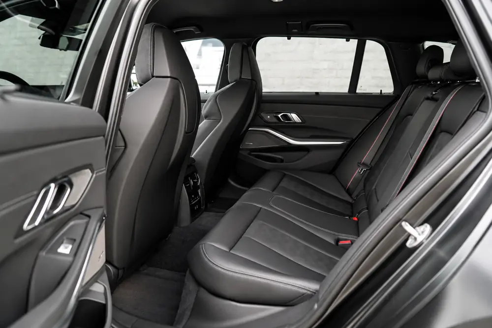 BMW M3 3,0 Touring Competition xDrive aut. 5d · 13