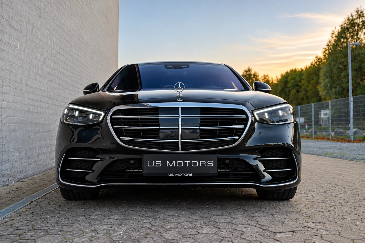 Mercedes-Benz S580 e 3,0 aut. lang 4d · 5