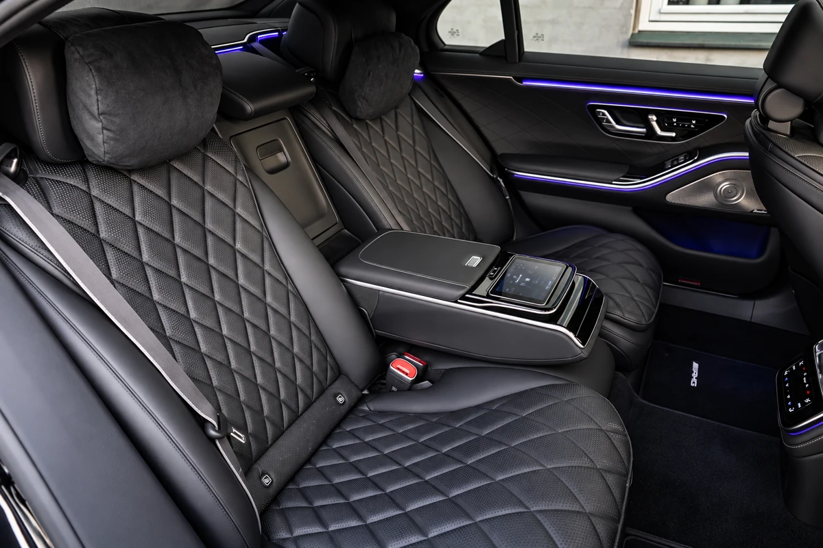 Mercedes-Benz S580 e 3,0 aut. lang 4d · 18