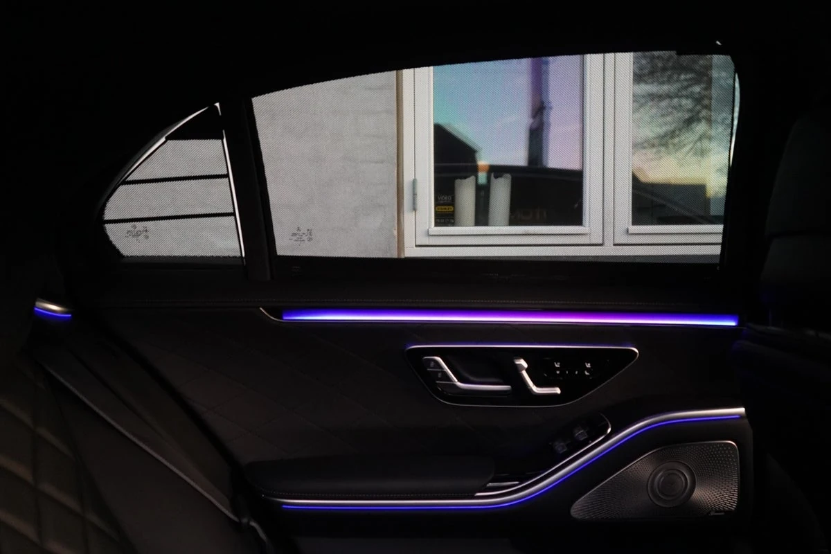 Mercedes-Benz S580 e 3,0 aut. lang 4d · 22